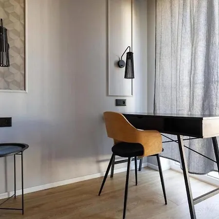 Chic - Cozy And Stylish - Center - Jp19 * Wroclaw