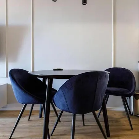 Chic - Cozy And Stylish - Center - Jp19 Apartment