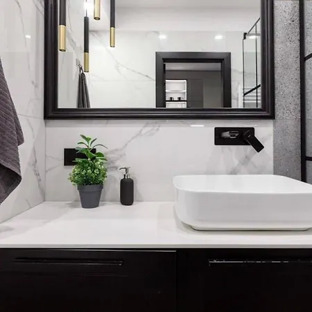 Chic - Cozy And Stylish - Center - Jp19 Apartment *